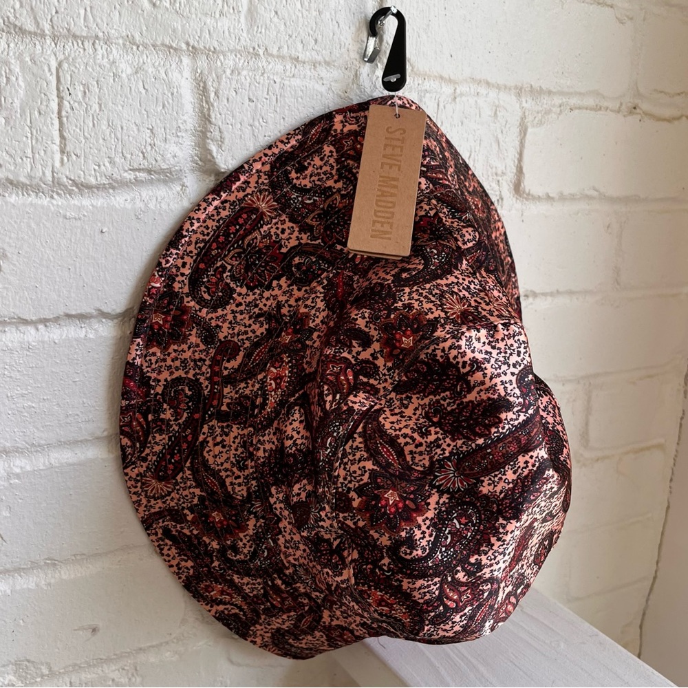 NWT Steve Madden Hat